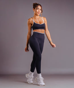Essence Leggings